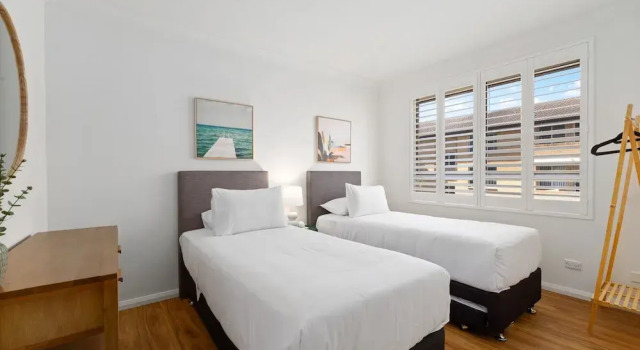 Bright 2-bedroom Apartment Near Coogee Beach, Забронировать Апартаменты/квартира Куджи Сидней, рядом с Пляж Кловелли