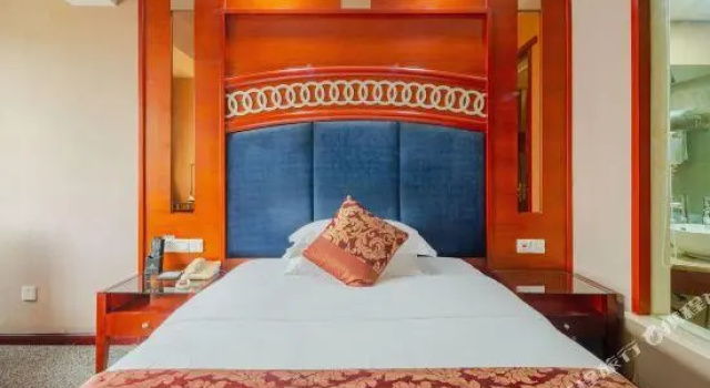 Jinye Grand Hotel, Prenota Hotel Hotel a Sichuan con parcheggio, Parcheggio