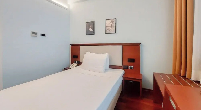 Одноместный номер Dado Hotel International