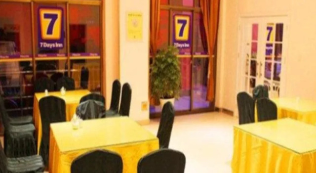 7 Days Inn Jinzhong Zhongdu Road Branch, Rezerwuj Hotel Hotele w Jinzhong z parkingiem, Parking