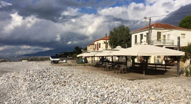 Апартаменты Moireas Apartments