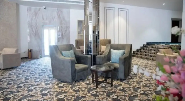 The Retreat Resort, Забронировать Курортный отель Отели Нью-Дели с бассейном, Бассейн