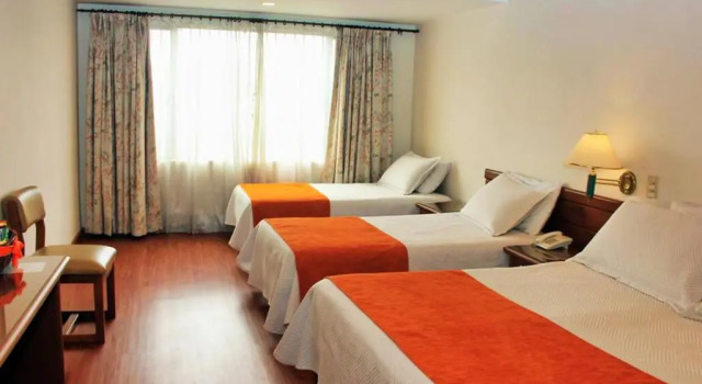 Четырёхместный номер Standard Daza Hotel