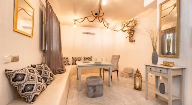 Апартаменты BLACK BAY CAVES SUITES