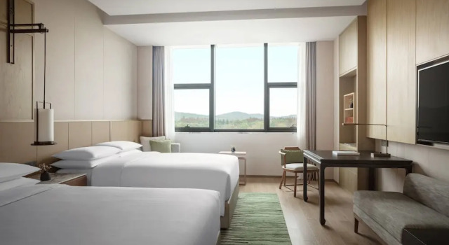 Четырёхместный номер Standard с видом на сад Wuxi Marriott Hotel Lihu Lake