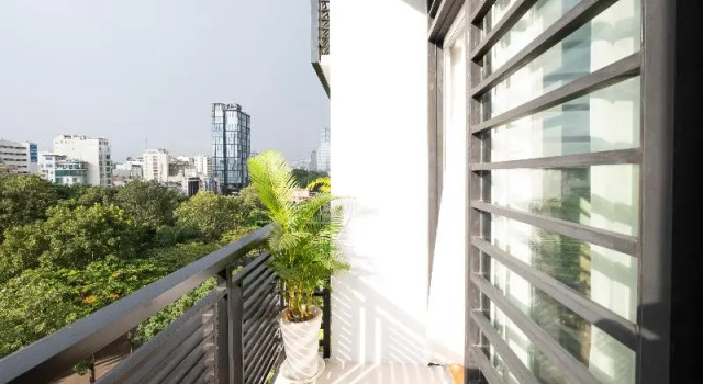 Трёхместный номер Standard с видом на парк Vien Dong Hotel - Near Bui Vien Walking Street