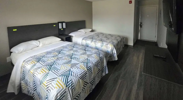 Четырёхместный номер Deluxe Motel 6 East Windsor, NJ Hightstown