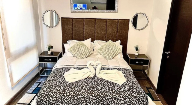 Apart Hotel in Downtown Santiago Historic Center, Book Hotel Hotels in Metropolitan Region with Parking, near Parque Quinta Normal, Parking