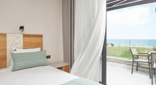 Люкс Deluxe Albatros Suites