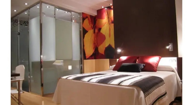 Номер Standard с балконом Hotel Vía Gótica