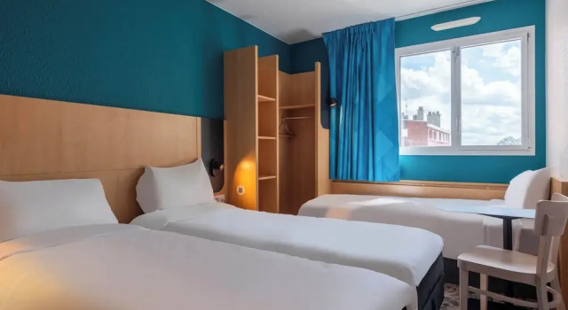 Трёхместный номер B&B HOTEL Amiens Centre Cathédrale