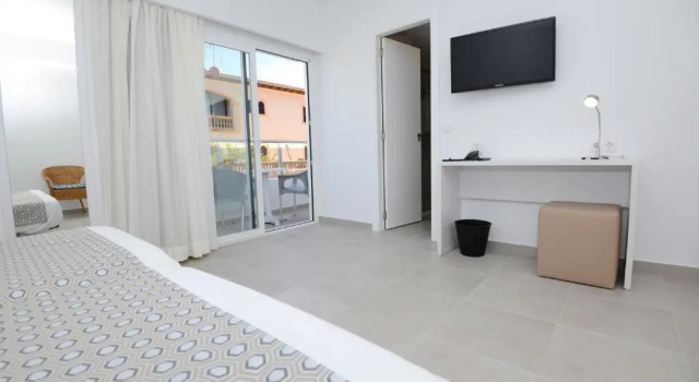 Camera doppia Standard con balcone Hotel Chevy & Suites