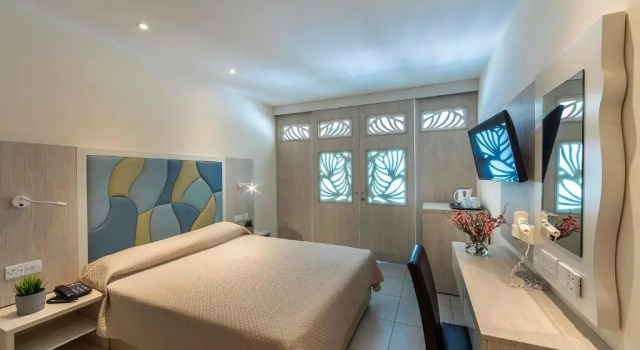 Семейный номер Standard с видом на море Tofinis Hotel