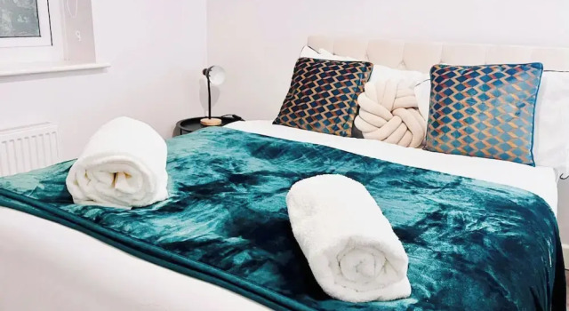 House - Sleeps 12 - Hot tub - Pool Table - Parking, Prenota Casa vacanze Canterbury Kent