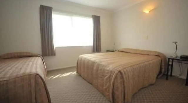 Tudor Lodge Motel, Rezerwuj Motel Hotele w Taranaki ze śniadaniem, Śniadanie