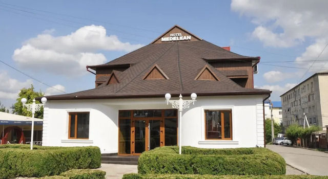 Medelean Hotel