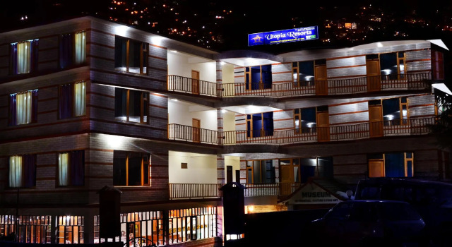 Utopia Resorts & Spa, Забронировать Курортный отель Отели Манали с питанием, Пансион