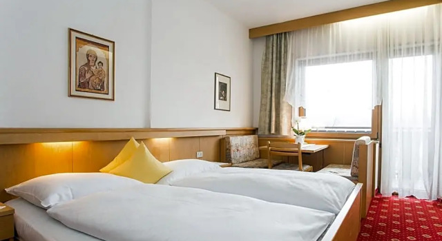 Номер Standard с балконом Hotel Alexandres