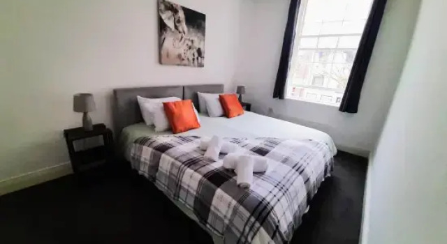 Unique 2 Bedroom Flat in the Heart of Reading!