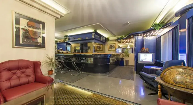 Hotel Royal Club, Buchen Sie Hotel Kragujevac Zentralserbien