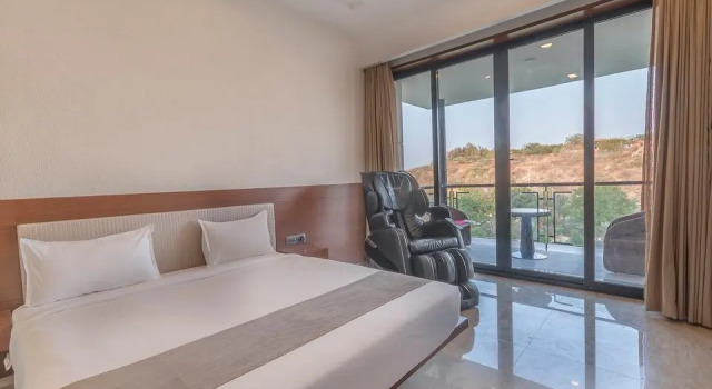 Люкс Hill View Resort