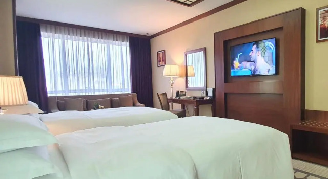 Standard Doppel Zimmer mit eingeschränkter Sicht Cristal Erbil Hotel