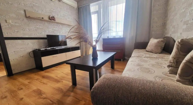 Апартаменты с 2 комнатами с частичным видом на море Dilov Apartments in Yalta Golden Sands