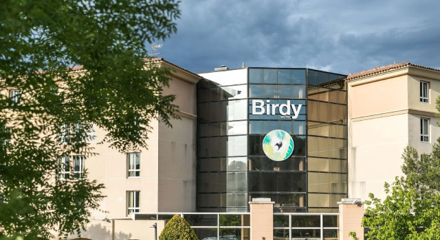Hôtel Birdy by Happyculture, Забронировать Отель Экс-ан-Прованс Буш-дю-Рон