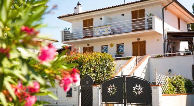 B&B POGGIO DEL SOLE, Забронировать Отель «постель и завтрак» Отели Conero с завтраком, Завтраки