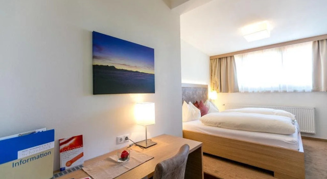 Hotel Schönblick, Book Hotel Hotels in Vorarlberg with Parking, Parking