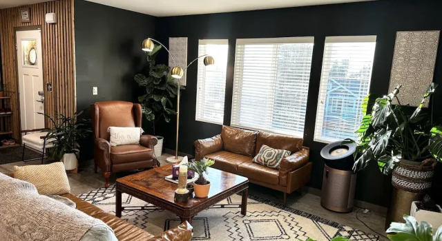 Central Tacoma Homestay -private room-, Забронировать Отель «постель и завтрак» Такома Вашингтон, рядом с Университет Пьюджет-Саунд