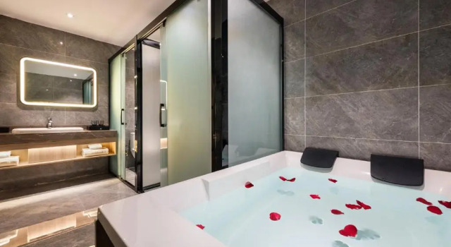 Люкс Rongwei Hotel