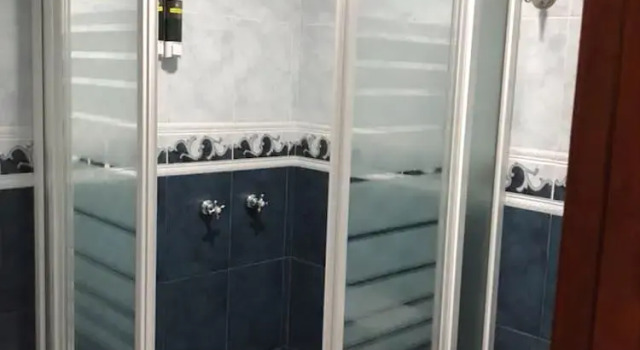 Hostal Humbertina, Varaa Hotelli Gualaceo Kanyar
