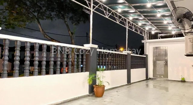 BNB Cozy Homestay @ Bdr Country Homes (Corner Hse)