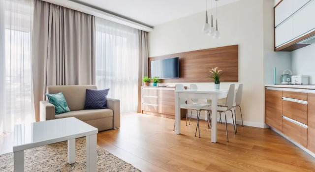 KąTY RYBACKIE MARINA, Varaa Hotelli Hotellit Pommeri pysäköinnillä, Pysäköinti