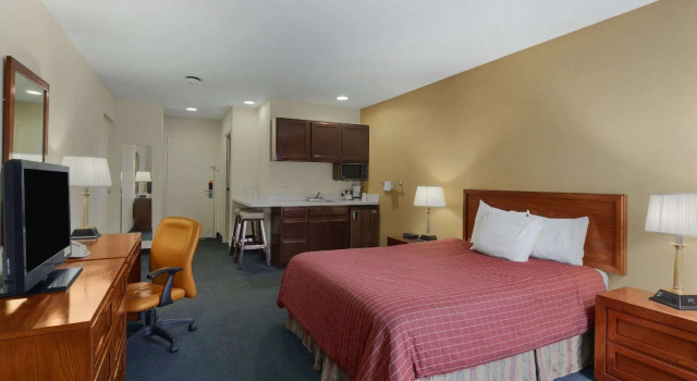 Standard Doppel Zimmer Super 8 by Wyndham Harrison OH