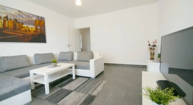 Апартаменты с балконом Ferienwohnung Cologne HG 1
