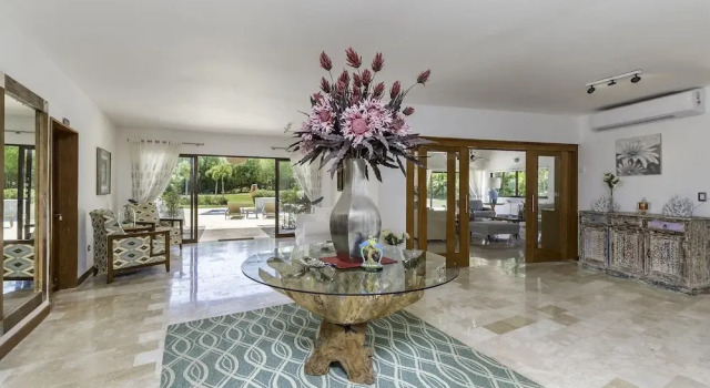 Luxurious 5-bdr villa at Casa de Campo