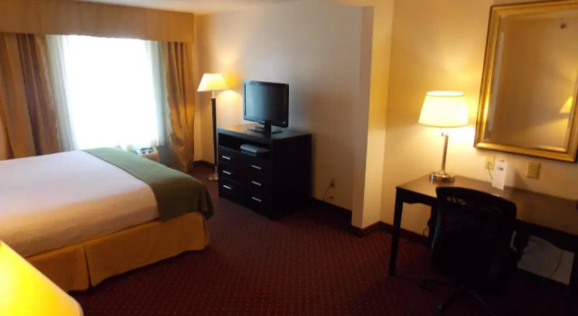 Номер Standard Holiday Inn Express Syracuse-Fairgrounds by IHG