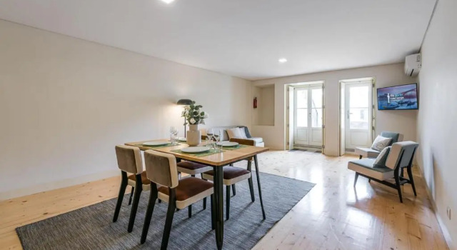 GuestReady - La Maison Aires Gouveia, Забронировать Отель Отели Порту 3 звезды, рядом с Каиш-де-Гайя, 3*