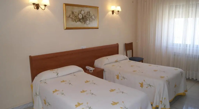 Hotel Alameda, Забронировать Отель Альба-де-Тормес Salamanca Province