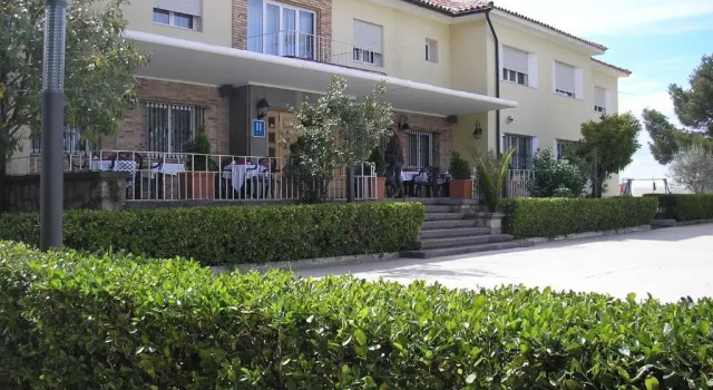 Hotel Santa Barbara, Boek Hotel Hotels in Teruel met zwembad, Zwembad