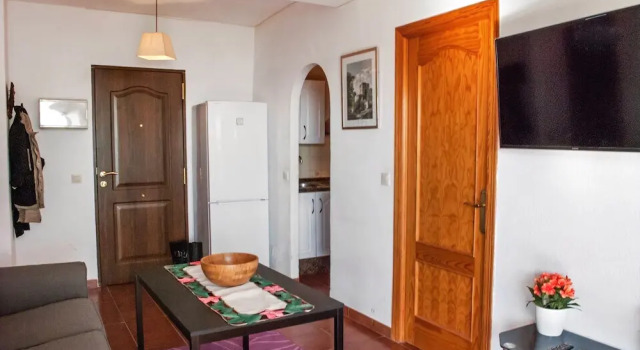 Beachfront Vacation Apartment in Fuengirola Ref 102
