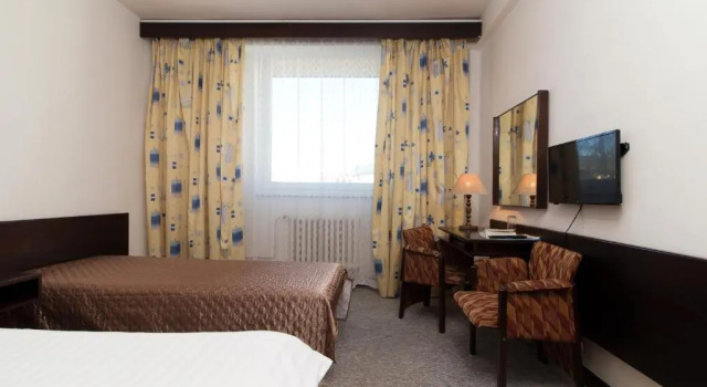 Двухместный номер Standard с красивым видом из окна Hotel Merkur - Jablonec nad Nisou