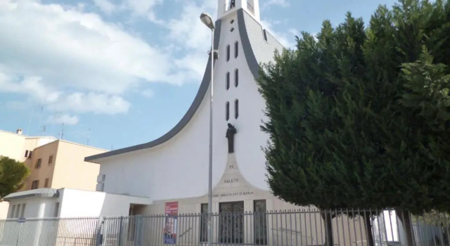 La dimora delle 4 stagioni, Rezervasyon Otel Barletta Apulia