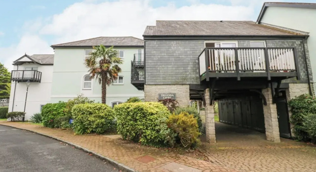 5 Tregenna Court