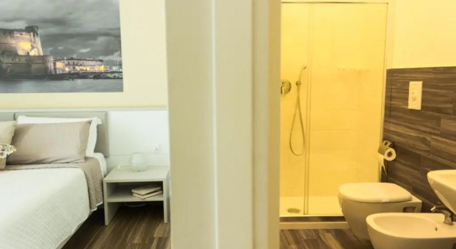 Двухместный номер Standard с балконом Rooms Stazione Centrale