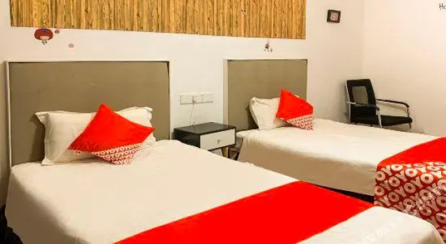 OYO YaShe Hotel