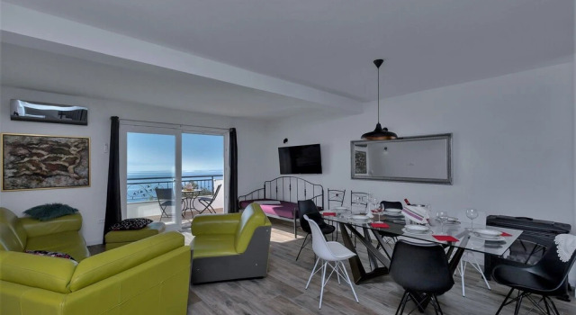 Villa Siesta, Buchen Sie Villa Hotels in Gespanschaft Split-Dalmatien mit Pool, Schwimmbad