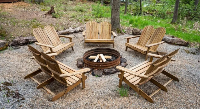 Коттедж с 3 комнатами с балконом Luxe Riverfront Lodge: Group Wine and Ski Retreats